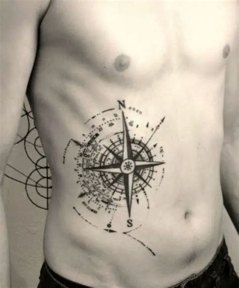 tatuajes pequeos en el abdomen para hombres|53 Tatuajes ingeniosos en el abdomen: Algunos。